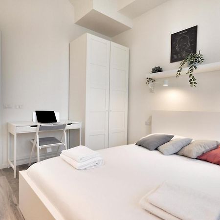 Ihost Apartment - Adriatico 6 Мілан Екстер'єр фото