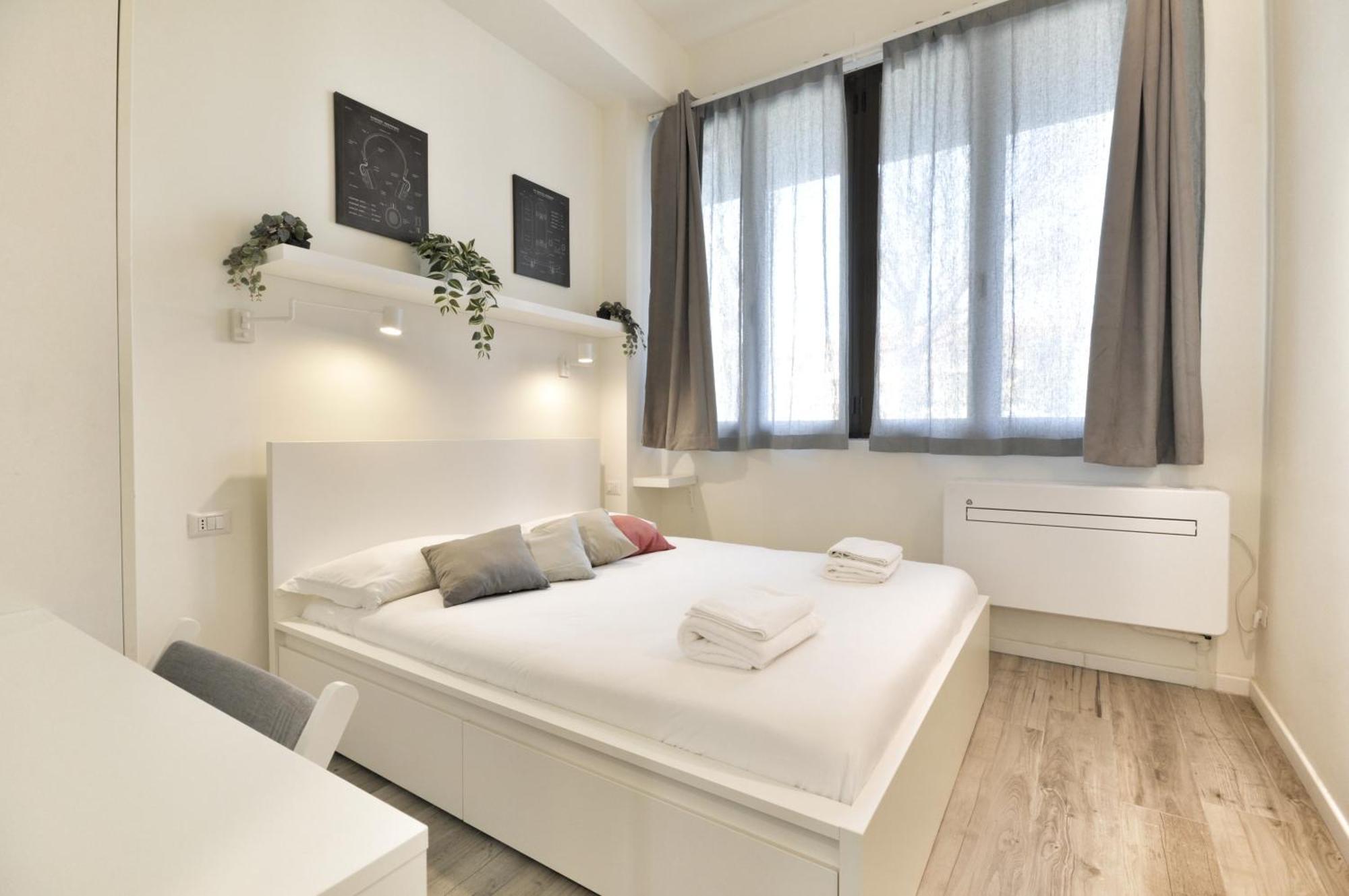 Ihost Apartment - Adriatico 6 Мілан Екстер'єр фото